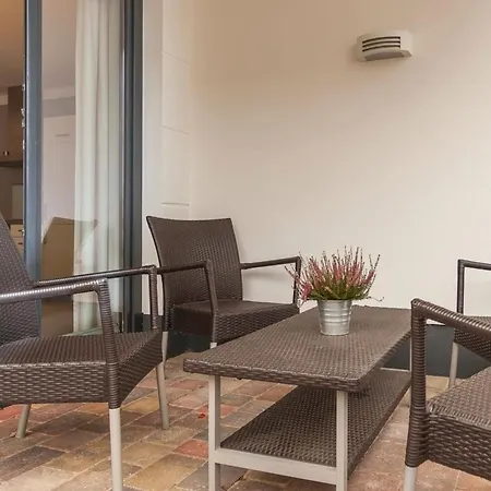 アパート Ostseebad, Sellin, Ferienwohnung, Villa Baltic *