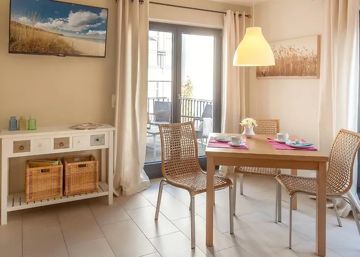 Ostseebad, Sellin, Ferienwohnung, Baltic דירה *